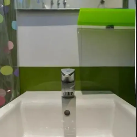 Апартаменти Flatguest Dima *