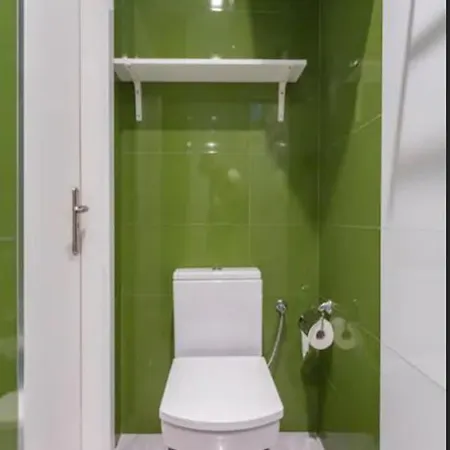 Flatguest Dima Апартаменти