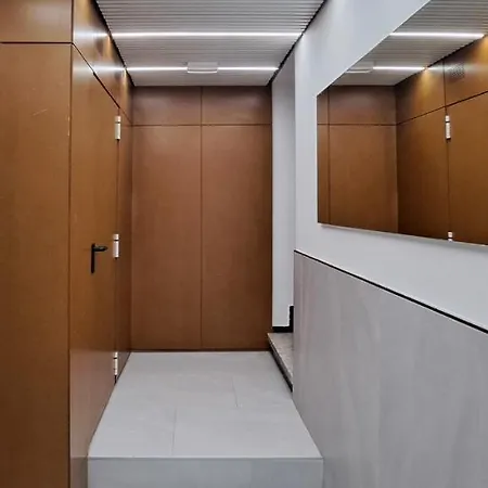 Flatguest Dima Апартаменти *